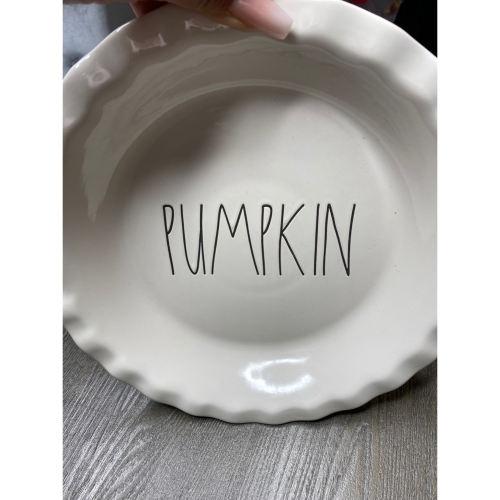 RAE DUNN PUMPKIN PIE PLATE